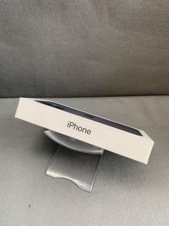����̤���� Apple���ȥ��� SIM�ե꡼ iPhone17 256GB �֥�å���