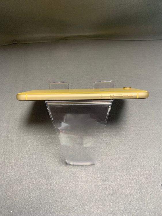   SIMե꡼ iPhoneXr 64GB 