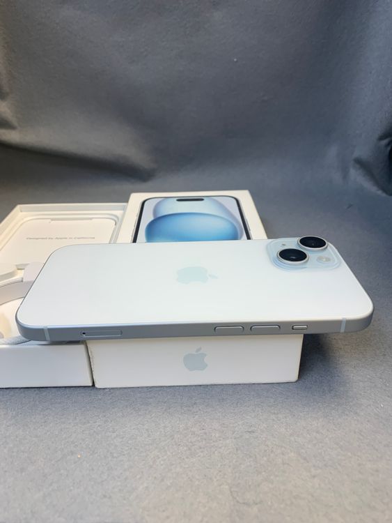 ���ʡ������ǡ�SIM�ե꡼��iPhone15 128GB �֥롼��