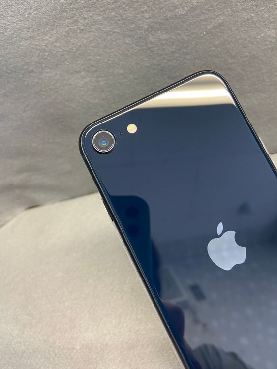 Ķ���� ������ SIM�ե꡼ iPhoneSE ��3���� 64GB �ߥåɥʥ��ȿ�
