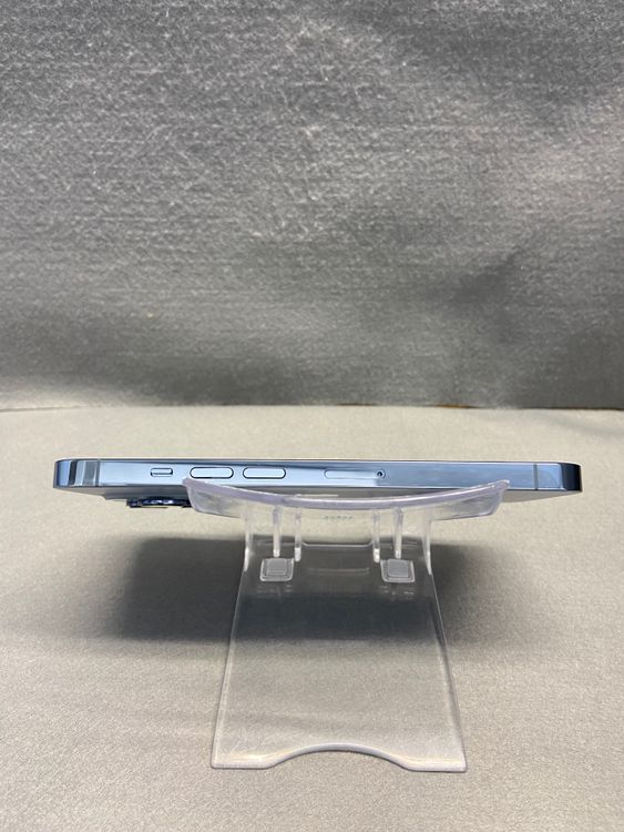 Ķ���ʡ������ǡ�SIM�ե꡼��iPhone13 Pro 256GB ������֥롼��