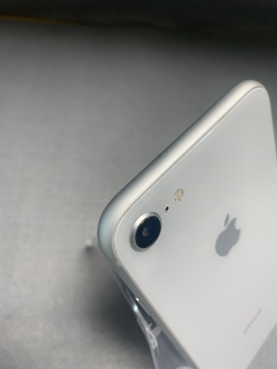   SIMե꡼ iPhone8 64GB С