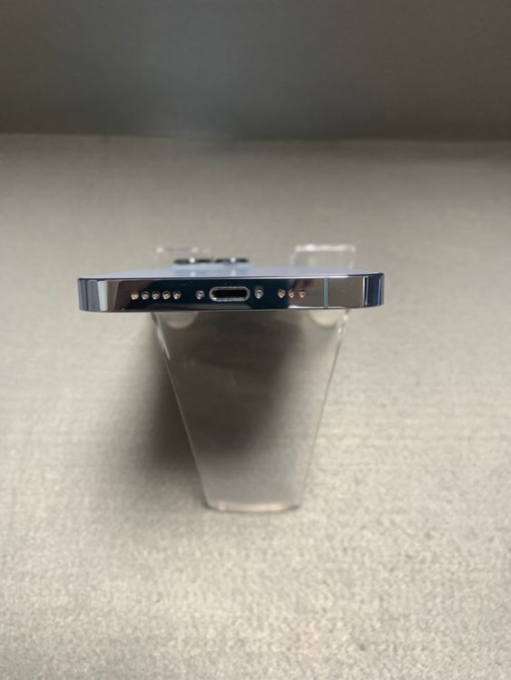 Ķ���� ������ SIM�ե꡼ iPhone13 Pro 256GB ������֥롼��