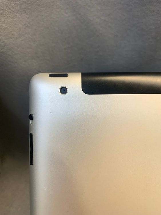 softbank����ꥢ iPad ��2���� 16GB Wi-Fi+Cellular��