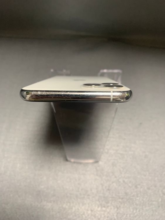 ������� ������ SIM�ե꡼ iPhone11 Pro 256GB ����С���