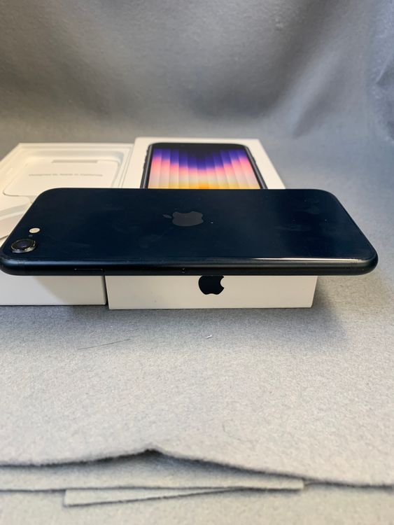 ���ʡ������ǡ�SIM�ե꡼��iPhoneSE ��3���塡 64GB �ߥåȥʥ��ȿ�