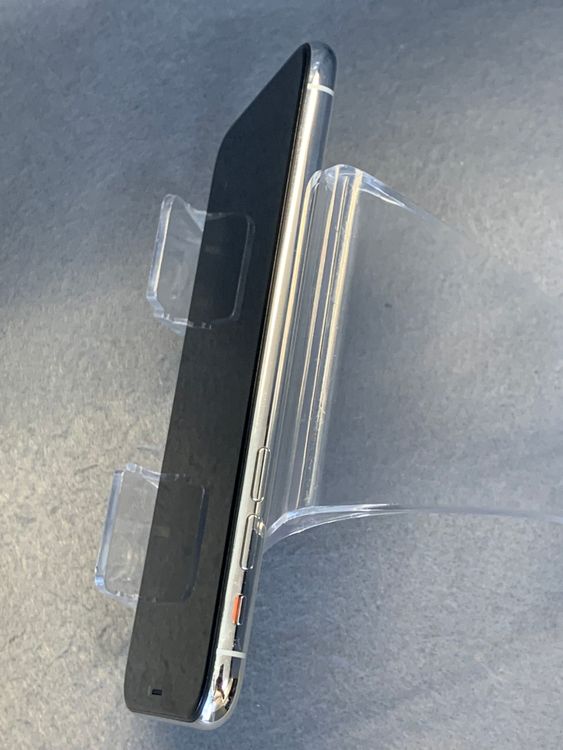 ������š������ǡ�SIM�ե꡼��iPhoneX 64GB ����С���