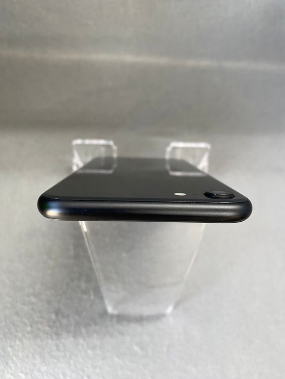 Ķ���ʡ������ǡ�SIM�ե꡼��iPhoneSE ��2���� 64GB �֥�å���