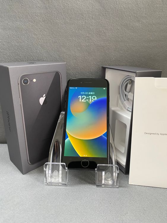 ���� ������ ��SIM�ե꡼ iPhone8 64GB ���ڡ������쥤��