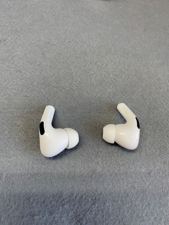 ���� AirPods Pro ��1���塡MagSafe Charging Case���ۥ磻�ȿ�