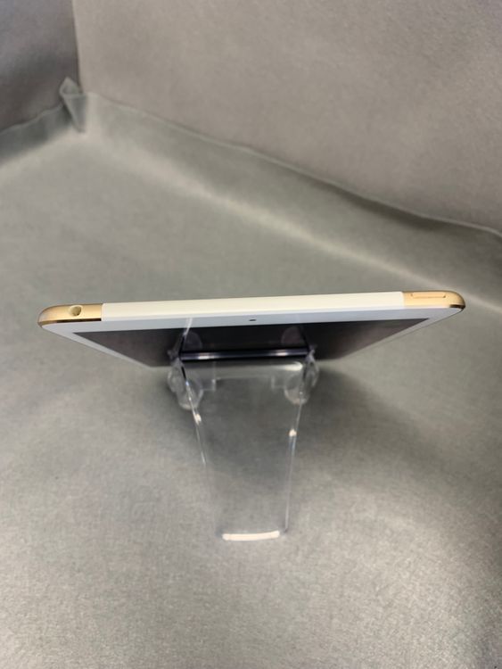 Ķ���� SIM�ե꡼ iPad mini ��4���� 32GB Wi-Fi+Cellular��