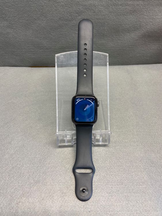 ���� Apple Watch SE ��1���� 32GB GPS��ǥ� 40mm ���ڡ������쥤
