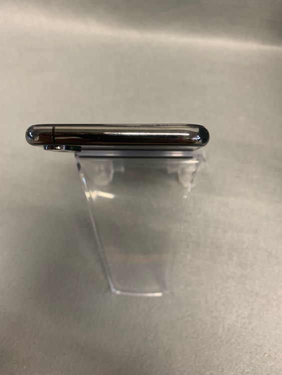 ��š������ǡ�SIM�ե꡼��iPhoneXs 256GB ���ڡ������쥤��