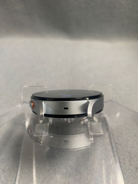 Ķ Galaxy Watch 7 LTE Wi-Fi/Bluetooth 44mm