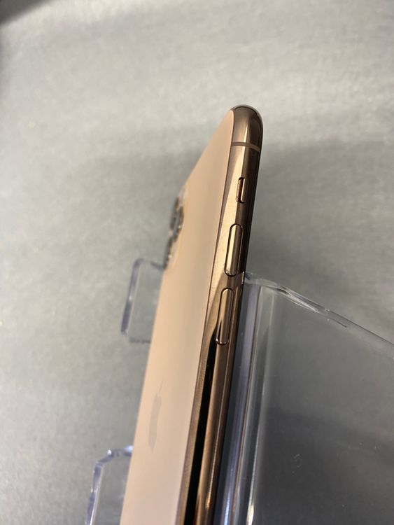 ���ʡ������ǡ�SIM�ե꡼��iPhone11pro max 256GB ������ɿ�