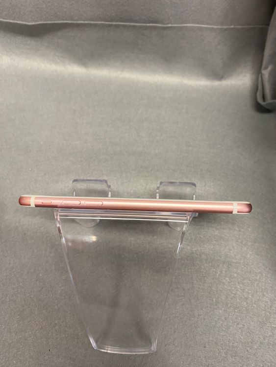 ���ʡ������ǡ�SIM�ե꡼��iPhone 7 128GB ������������ɿ�