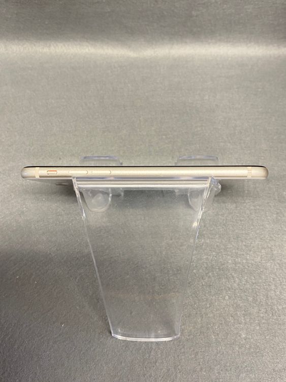 ������ʡ������ǡ�SIM�ե꡼��iPhoneSE���裳���塡128GB���������饤�ȿ�