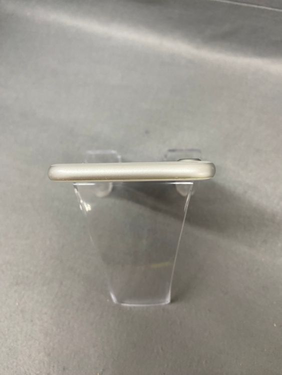 ���� ������ SIM�ե꡼ iPhone8 64GB ����С���