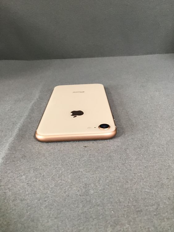 ʡǡSIMե꡼iPhone8  64GB ɿ