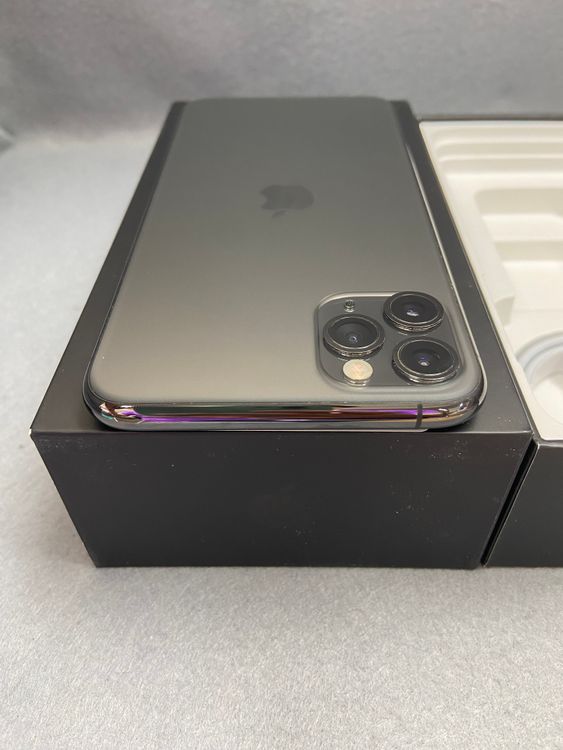 ���� ������ SIM�ե꡼ iPhone11 Pro Max 64GB ���ڡ������졼��