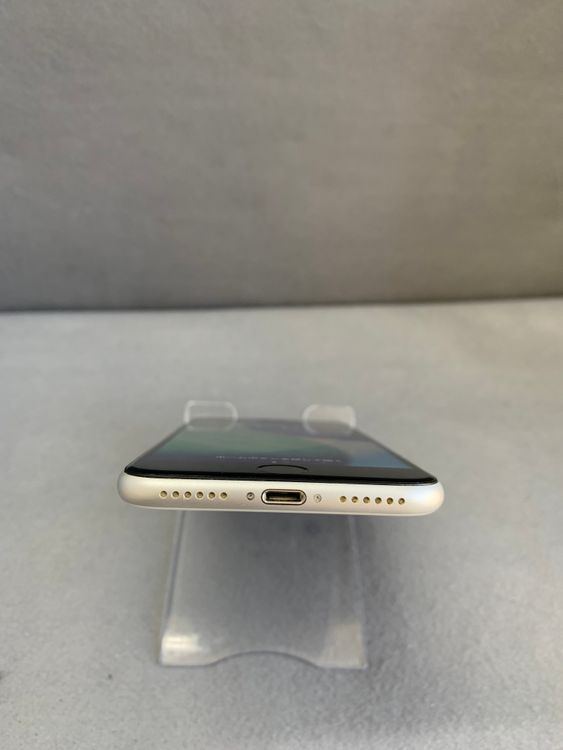 Ķ���� ������ SIM�ե꡼ iPhoneSE �裲���� 128GB �ۥ磻�ȿ�