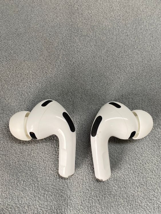 ���ʡ������ǡڸ����ݾڤ����AirPods Pro ��3���� USB-C �ۥ磻�ȿ�