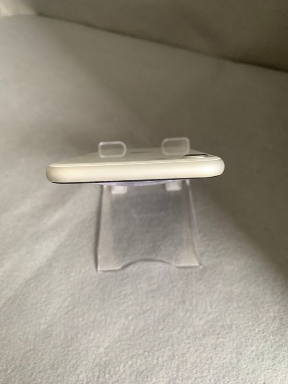 Ķ���ʡ������ǡ�SIM�ե꡼��iPhoneSE���������塡64GB �ۥ磻�ȿ�