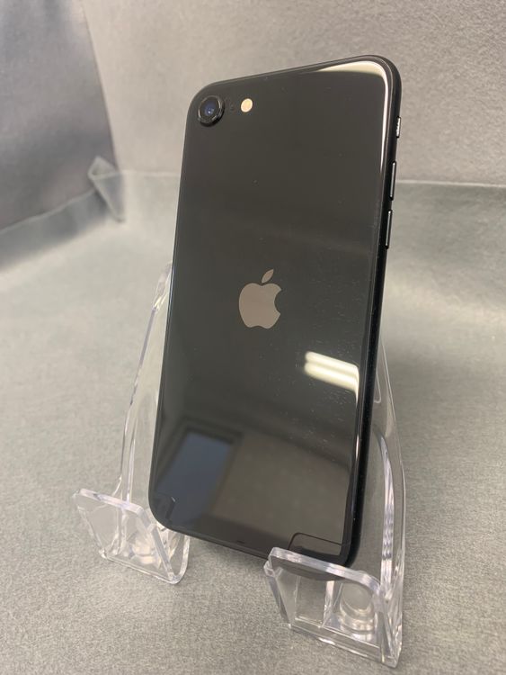 ������ʡ������ǡ�SIM�ե꡼��iPhone SE �������塡64GB �֥�å���