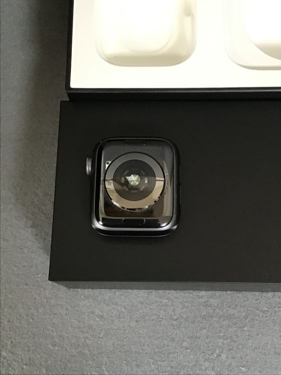 ʡApple  Watch Series4 GPSǥ 40mm 16GB ڡ쥤