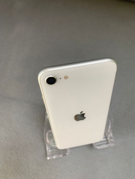 美品 国内版 SIMフリー iPhoneSE 第2世代 128GB ホワイト色