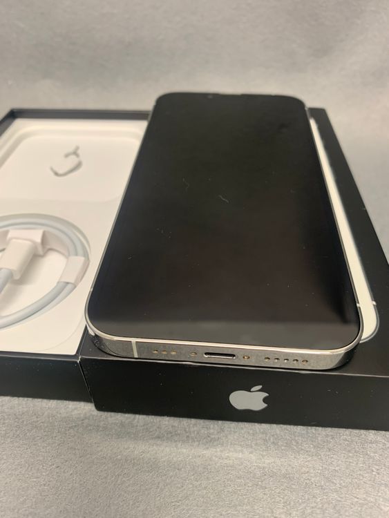 ���ʡ������ǡ�sim�ե꡼��iPhone13  Pro 256GB ����С���