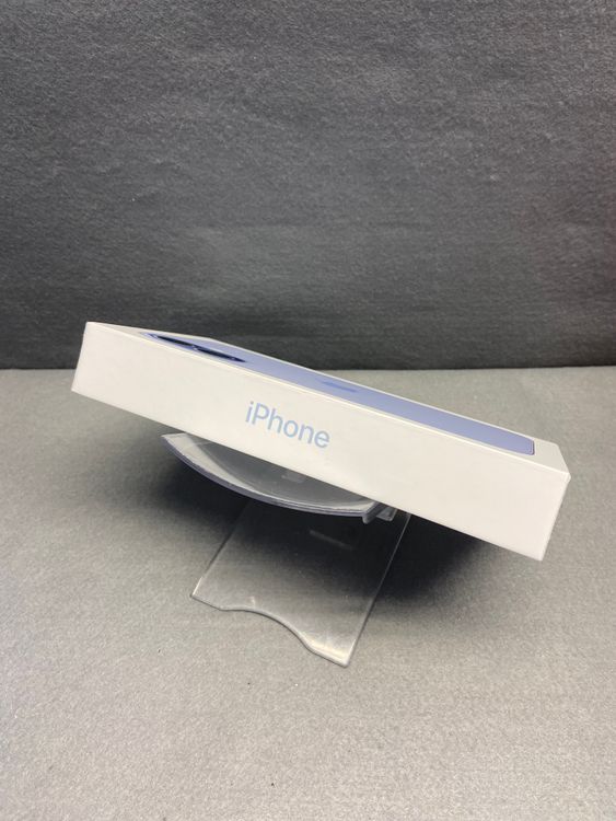 ����̤���� Apple���ȥ��� SIM�ե꡼ iPhone17 256GB �ߥ��ȥ֥롼��