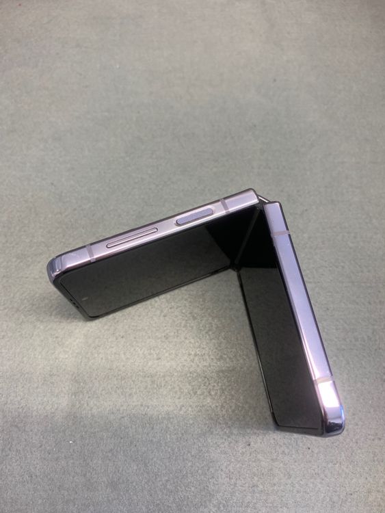 ��� SIM�ե꡼ Samsung Galaxy Z Flip4 8GB +128GB �ѡ��ץ뿧