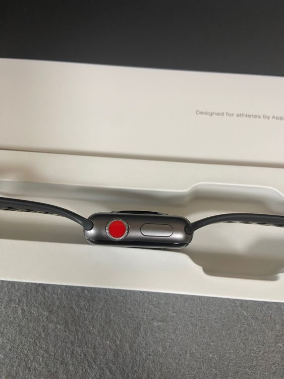  Apple Watch Series3 Nike Cellular 16GB 38mm