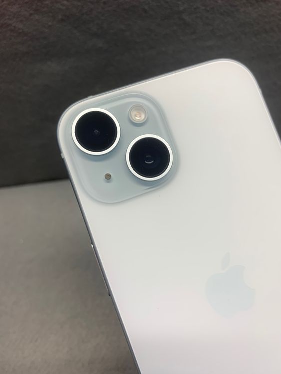 ���ʡ������ǡ�SIM�ե꡼��iPhone15 128GB �֥롼��