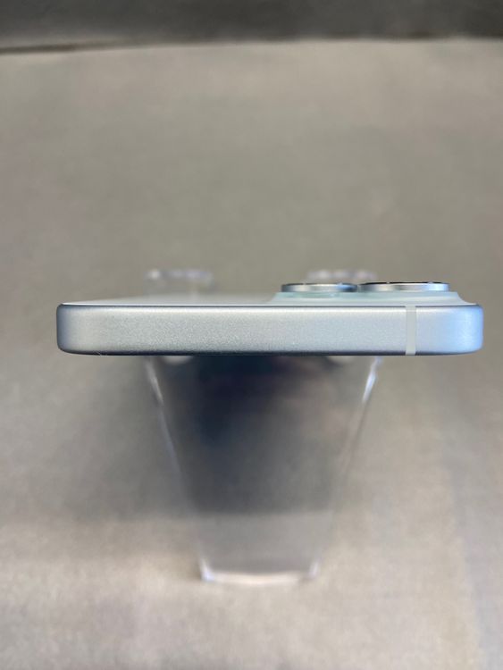 Ķ���� ������ SIM�ե꡼ iPhone15 256GB �֥롼��