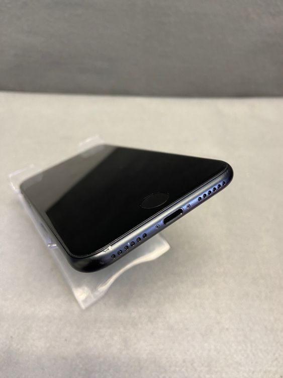 ���� ������ SIM�ե꡼ iPhoneSE �裲���� 64GB �֥�å���