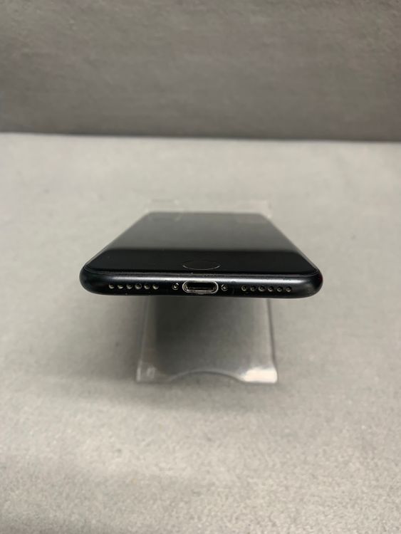 ������ ���� Apple���ȥ��� SIM�ե꡼ iPhoneSE �裲���� 64GB �֥�å���