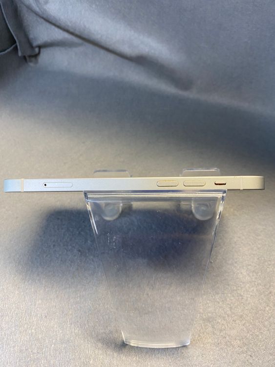 Ķ���ʡ������ǡ�SIM�ե꡼��iPhone 12 128GB �ۥ磻�ȿ�