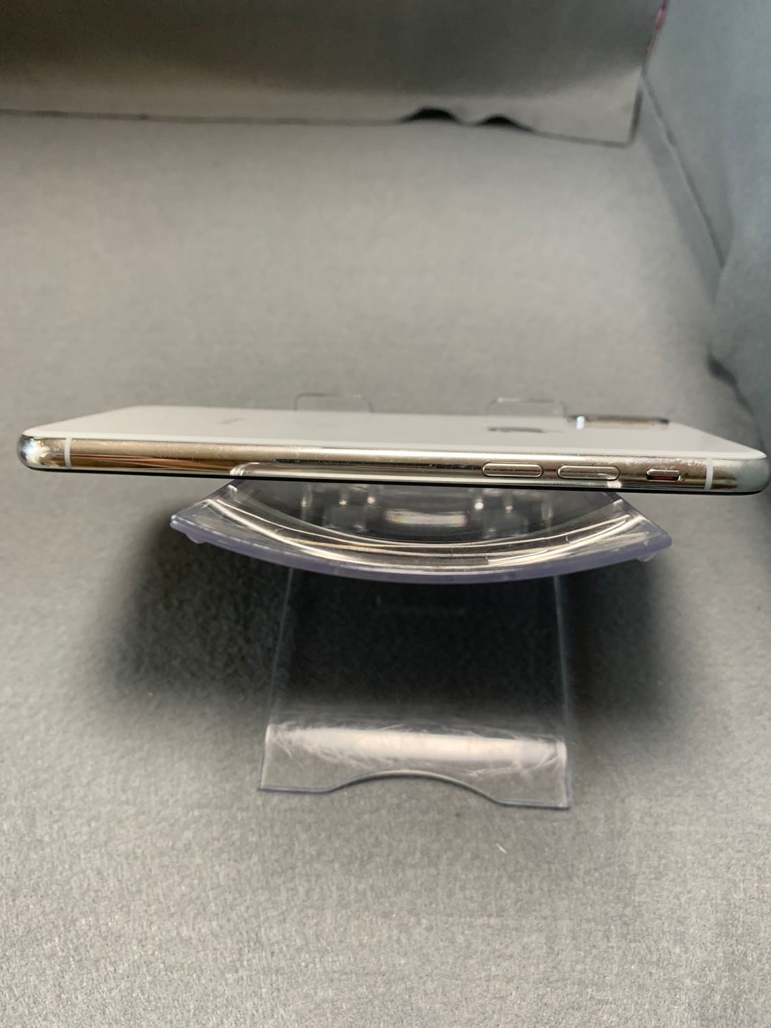 iPhone - 美品中古　国内版　SIMフリー　iPhoneXr 256GB ホワイト色 Amazon | 【整備済み品】 Apple iPhone XR 128GB ホワイト SIM