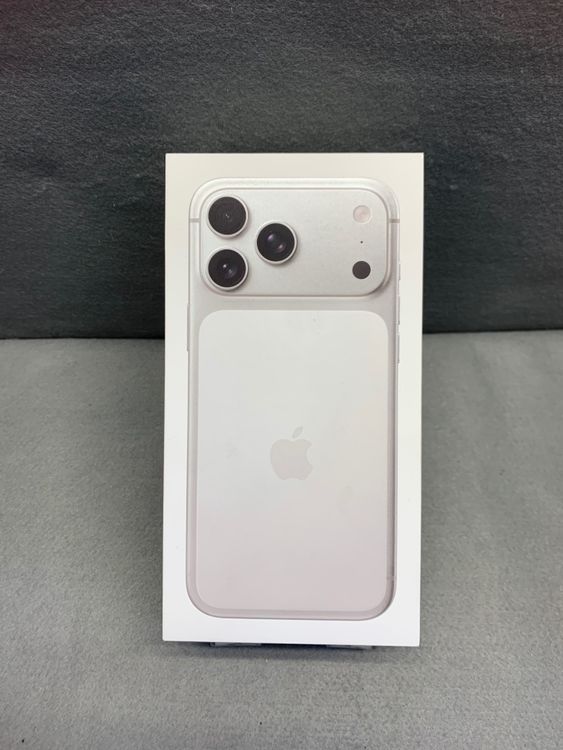 ����̤���ѡڸ����ݾڤ���۹����� SIM�ե꡼ iPhone17 Pro Max 512GB