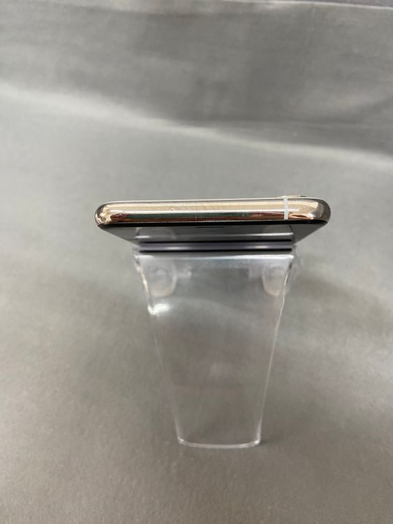 Ķ���� ������ SIM�ե꡼ iPhoneXS 64GB ����С���