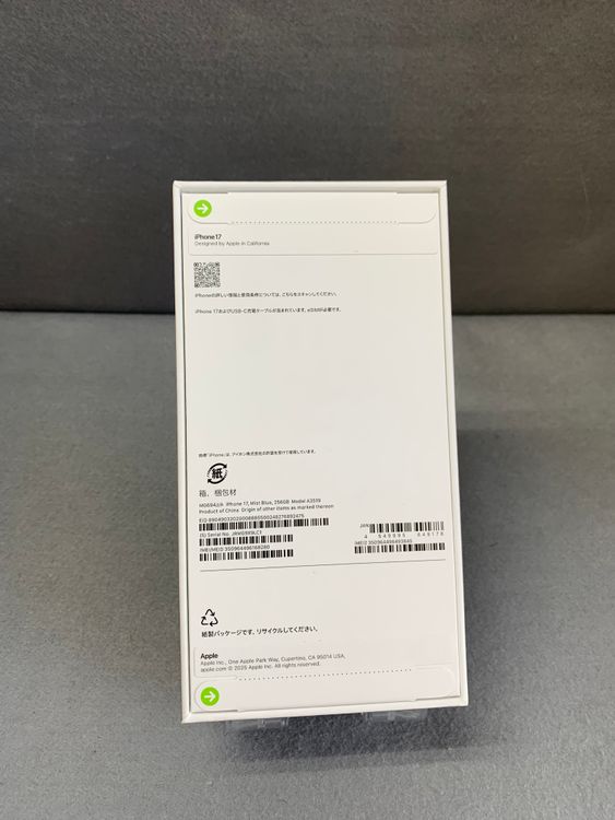 ����̤���� Apple���ȥ��� SIM�ե꡼ iPhone17 256GB �ߥ��ȥ֥롼��