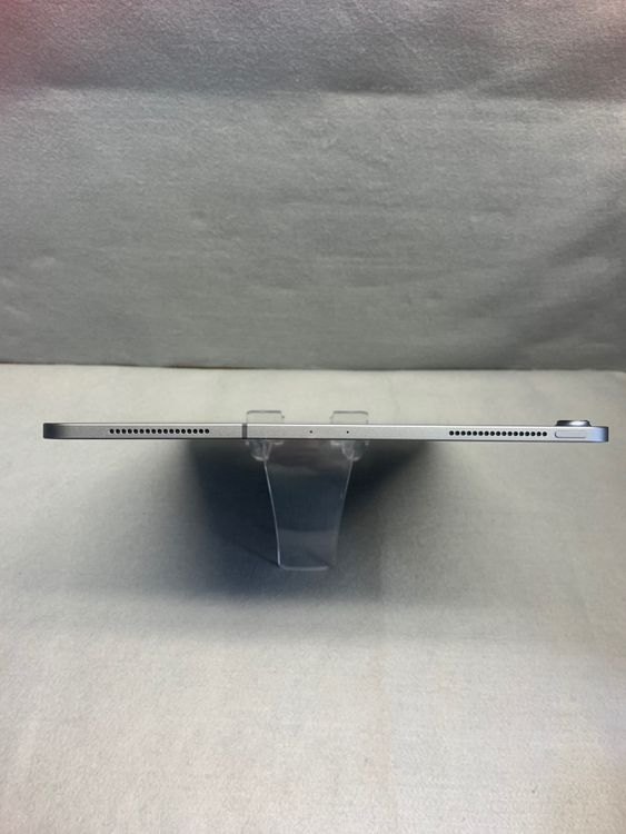 ���� iPad Pro 12.9����� ��3���� 256GB Wi-Fi�� ���ڡ������졼��