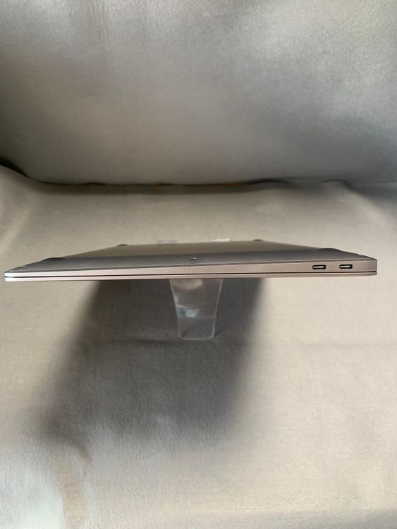 超美品 MacBook Air M1 2020年 8GB 512GB スペースグレイ色