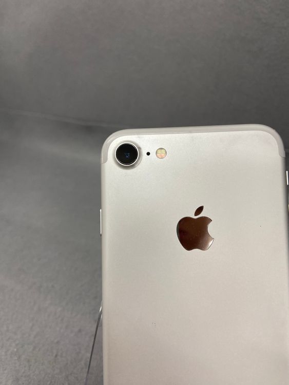 ���� ������ SIM�ե꡼ iPhone7 32GB ����С���