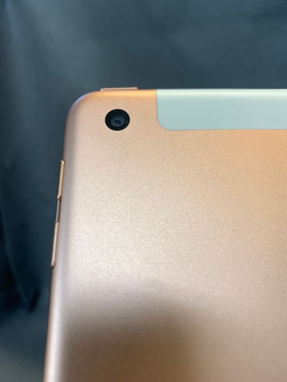 ���� SIM�ե꡼ iPad ��6���� 32GB Wi-Fi+Cellular�� �ԥ󥯥�����ɿ�