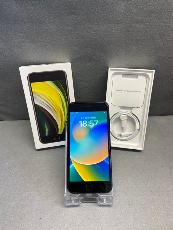 Ķ���� ������ SIM�ե꡼ iPhoneSE �裲���� 64GB �֥�å���