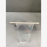 ���ʡ������ǡ�SIM�ե꡼��iPhoneSE��3���� 64GB���������饤�ȿ�