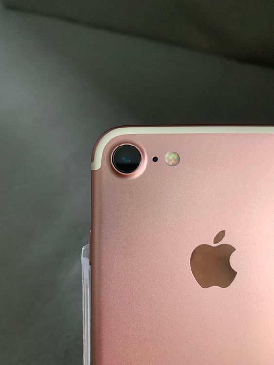 ���ʡ������ǡ�SIM�ե꡼��iPhone7 128GB ������������ɿ�